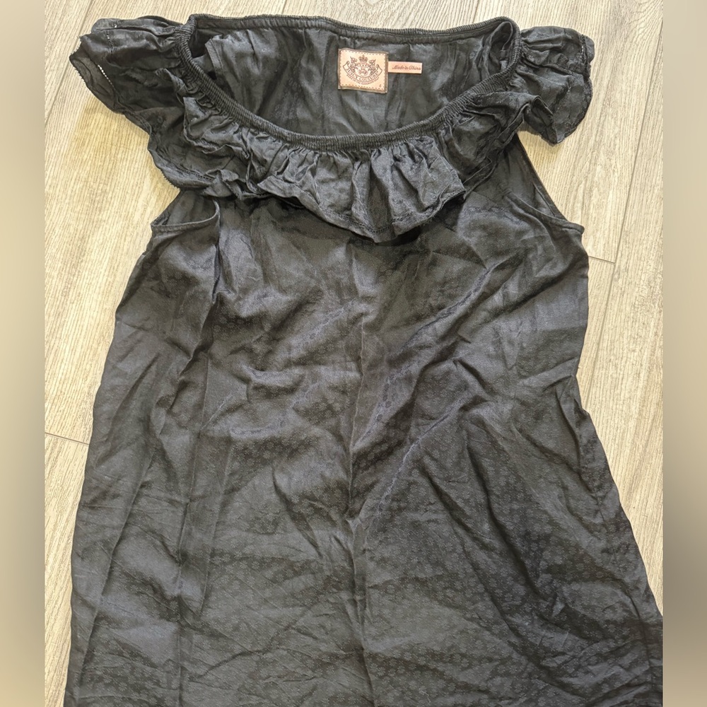 Juicy Couture women black ruffle sleeveless blouse top size 6